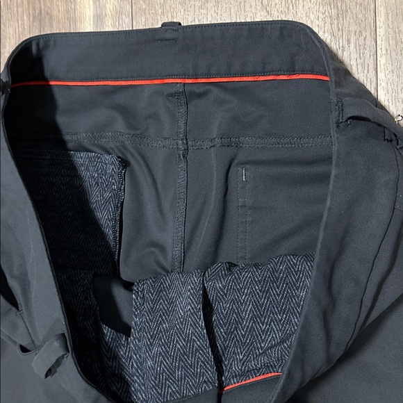 Lululemon ABC Pant Classic - Picture 5 of 9